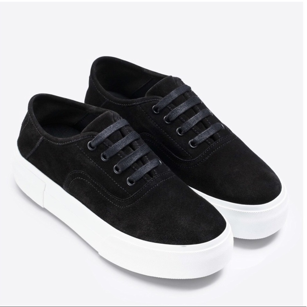 NEW Vince Copley Platform Sneaker in Black Suede - Picture 2 of 4